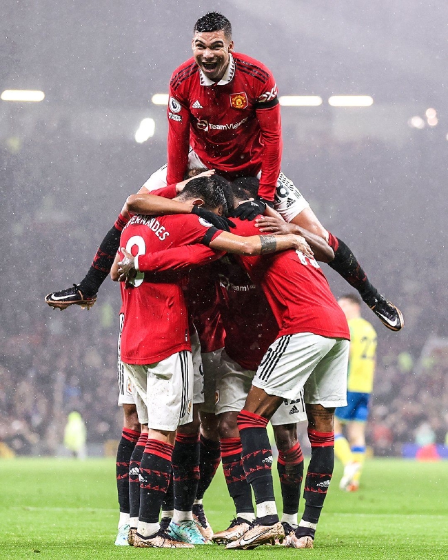 媒体和众多 媒体和众多